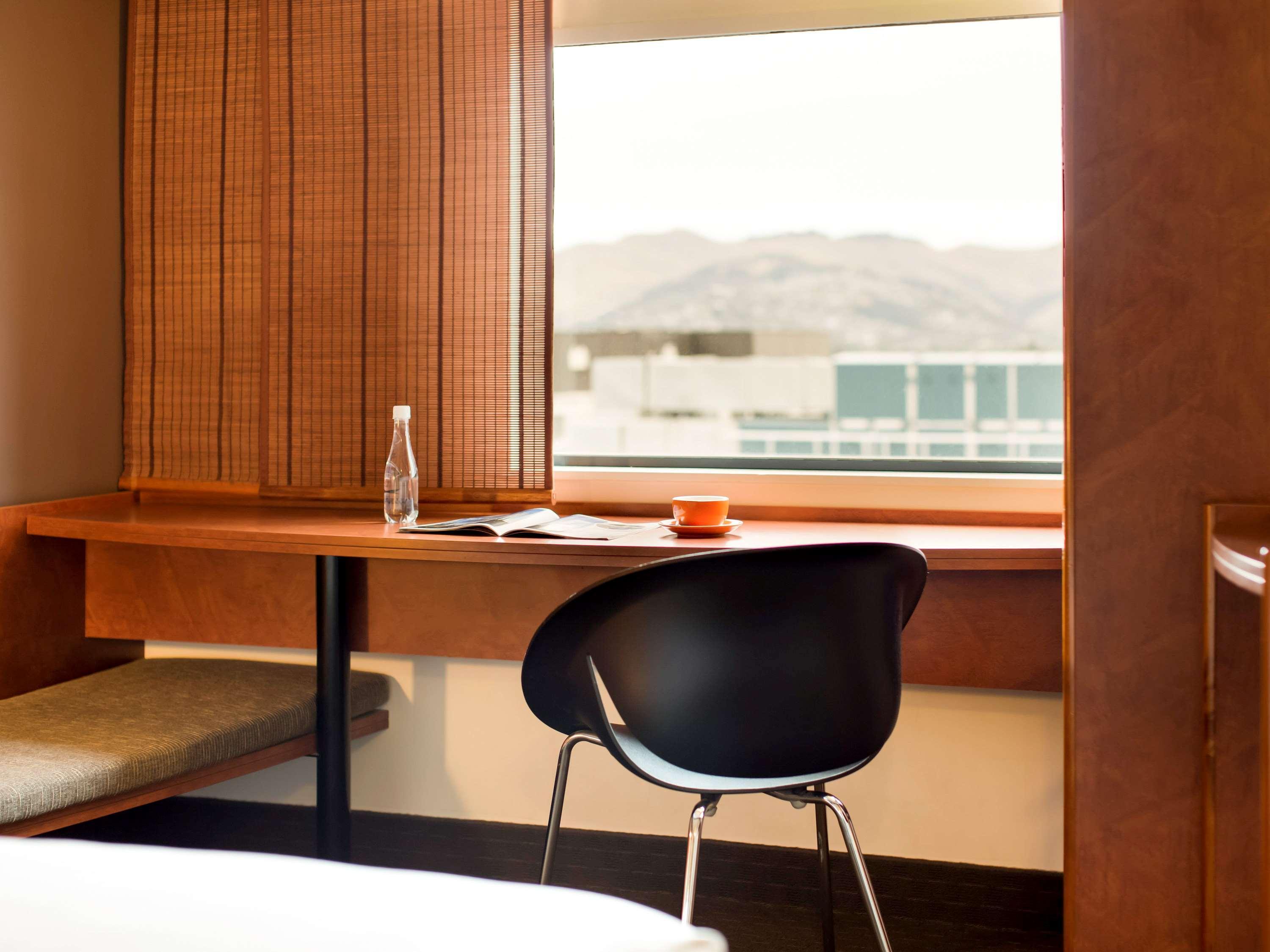 Ibis Christchurch Exterior foto